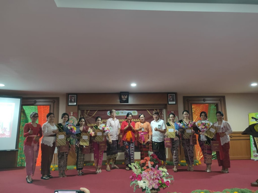 pejabat dengan para juara