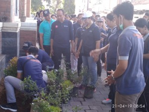 ultah 13